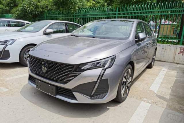 Used Peugeot 408 2024 360THP "Da Da" Model – Latou Edition