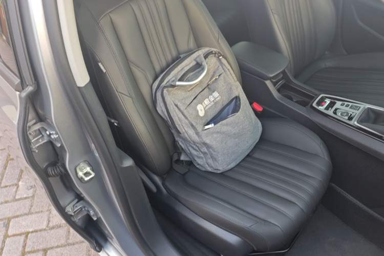Used Peugeot 408 2024 360THP "Da Da" Edition – Romani Version Right Front Seat