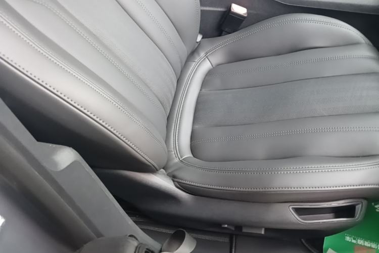 Used Peugeot 408 2024 360THP DaDa Edition - Laffite Version Right Front Seat