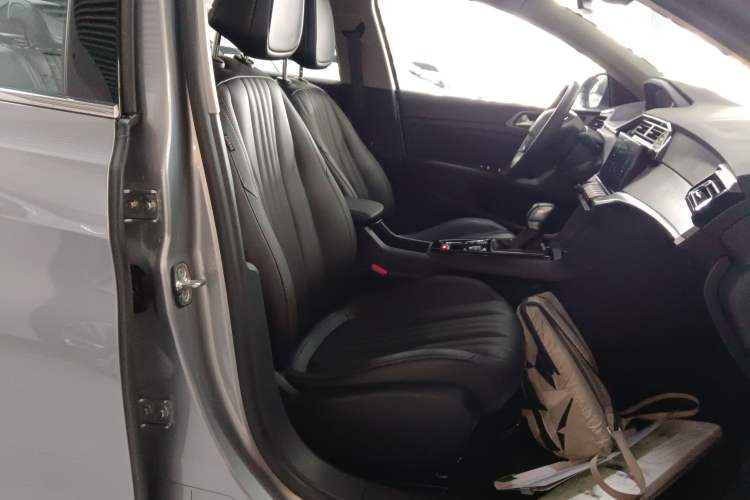 Used Peugeot 408 2024 360THP "Da Da" Edition – Romani Version Right Front Seat
