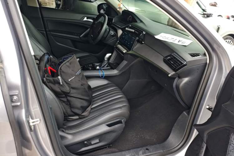 Used Peugeot 408 2024 360THP "Da Da" Model – Latou Edition Right Front Seat