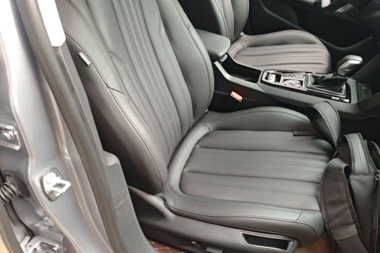 Used Peugeot 408 2024 360THP "Da Da" Model – Latou Edition Right Front Seat