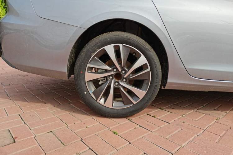 Used Peugeot 408 2024 360THP "Da Da" Model – Latou Edition Right Rear Wheel Hub