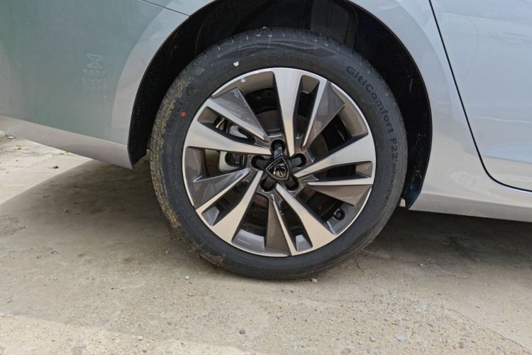 Used Peugeot 408 2024 360THP "Da Da" Model – Latou Edition Right Rear Wheel Hub