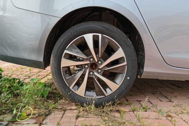 Used Peugeot 408 2024 360THP "Da Da" Model – Latou Edition Right Rear Wheel Hub