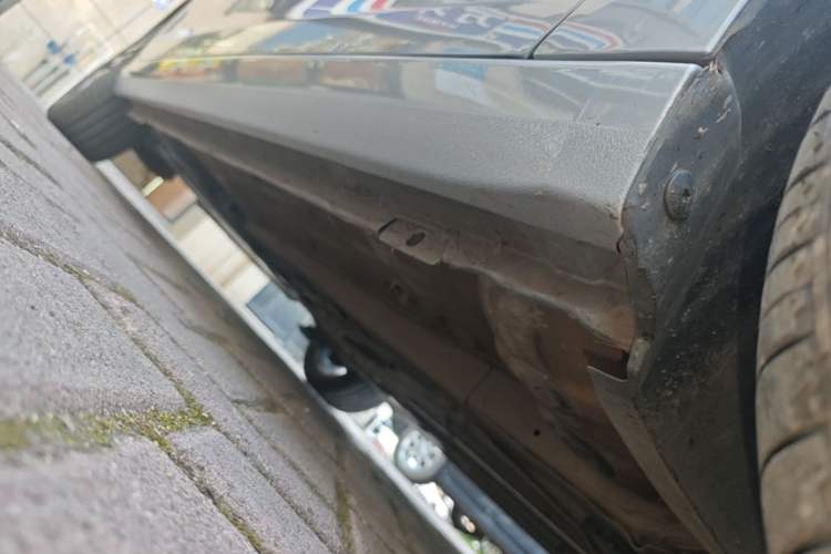 Used Peugeot 408 2024 360THP "Da Da" Edition – Romani Version Right Side Sill