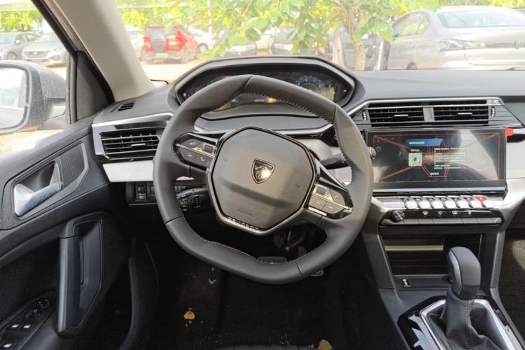 Used Peugeot 408 2024 360THP "Da Da" Model – Latou Edition Steering Wheel