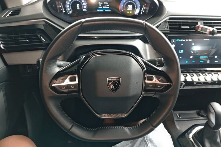 Used Peugeot 408 2024 360THP "Da Da" Model – Latou Edition Steering Wheel
