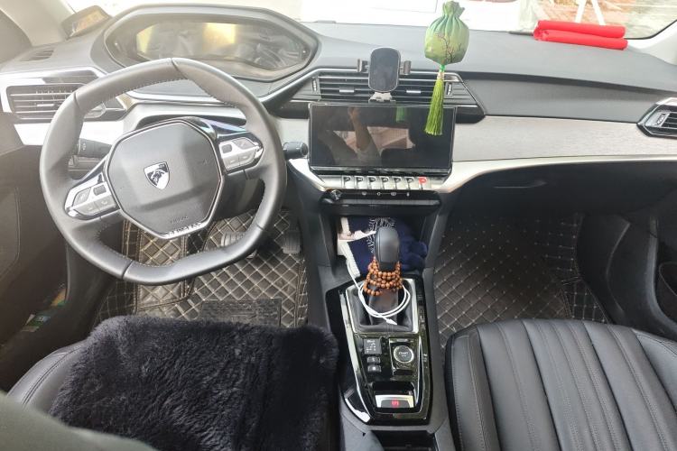 Used Peugeot 408 2024 360THP "Da Da" Edition – Romani Version Center Console