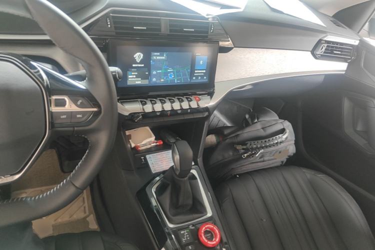 Used Peugeot 408 2024 360THP "Da Da" Model – Latou Edition Center Console