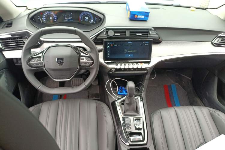 Used Peugeot 408 2024 360THP "Da Da" Edition – Romani Version Center Console