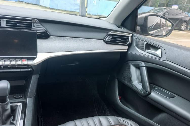Used Peugeot 408 2024 360THP "Da Da" Model – Latou Edition Interior 5