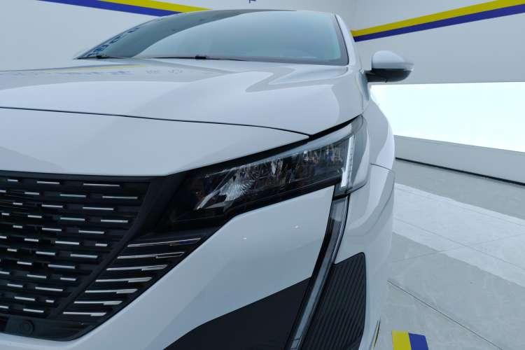 Used Peugeot 408 2024 360THP "Da Da" Edition – Romani Version Left Front Headlight