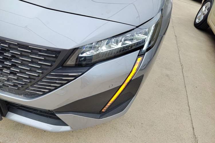 Used Peugeot 408 2024 360THP DaDa Edition - Laffite Version Left Front Headlight