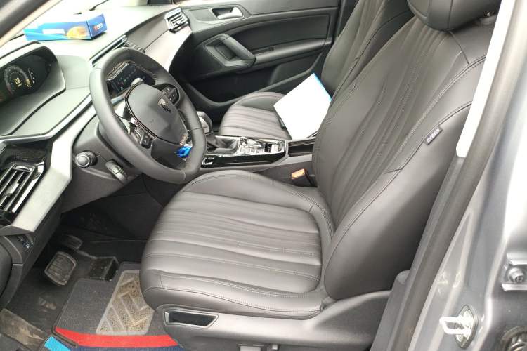 Used Peugeot 408 2024 360THP "Da Da" Edition – Romani Version Left Front Seat