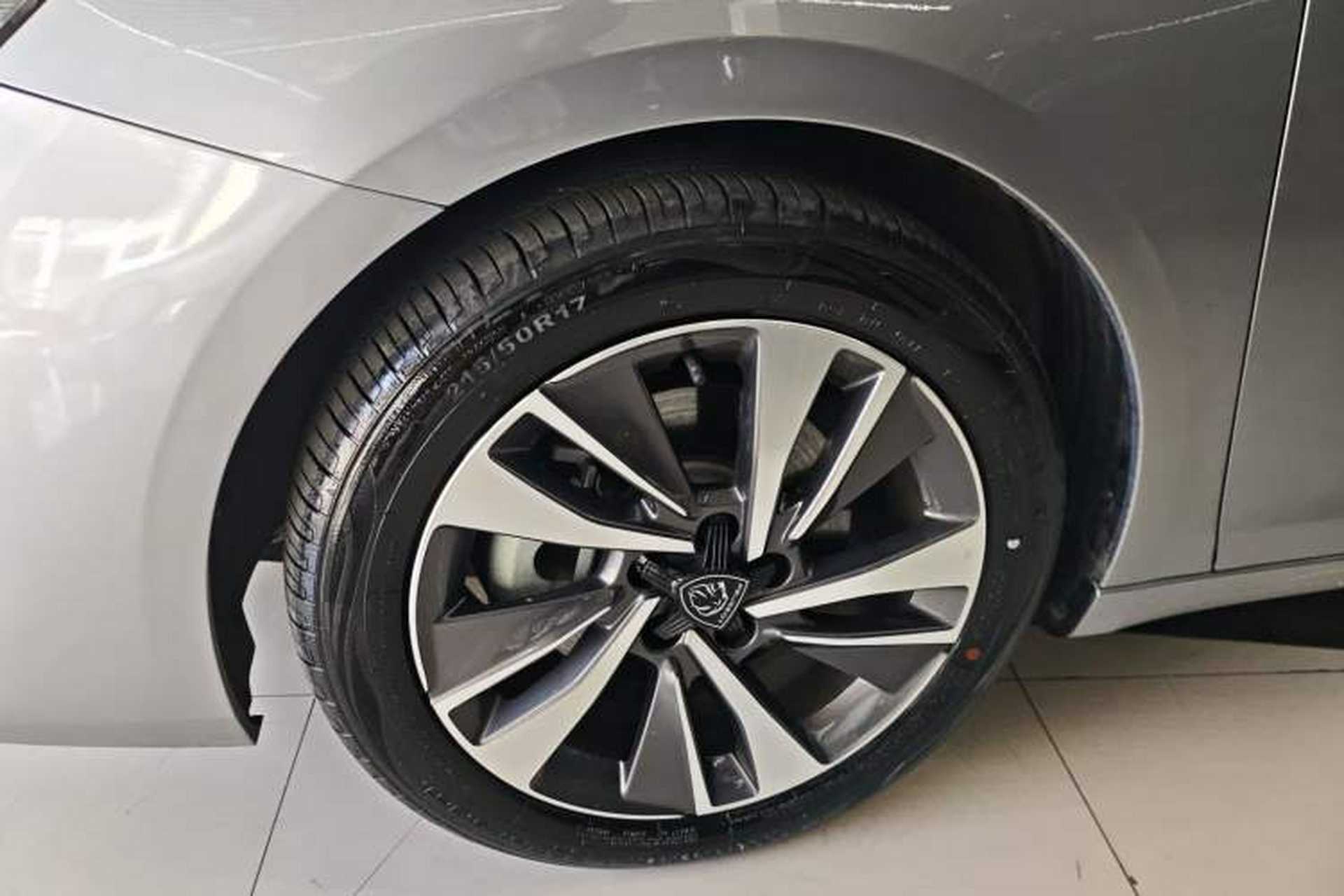 Used Peugeot 408 2024 360THP "Da Da" Model – Latou Edition Left Front Wheel Hub