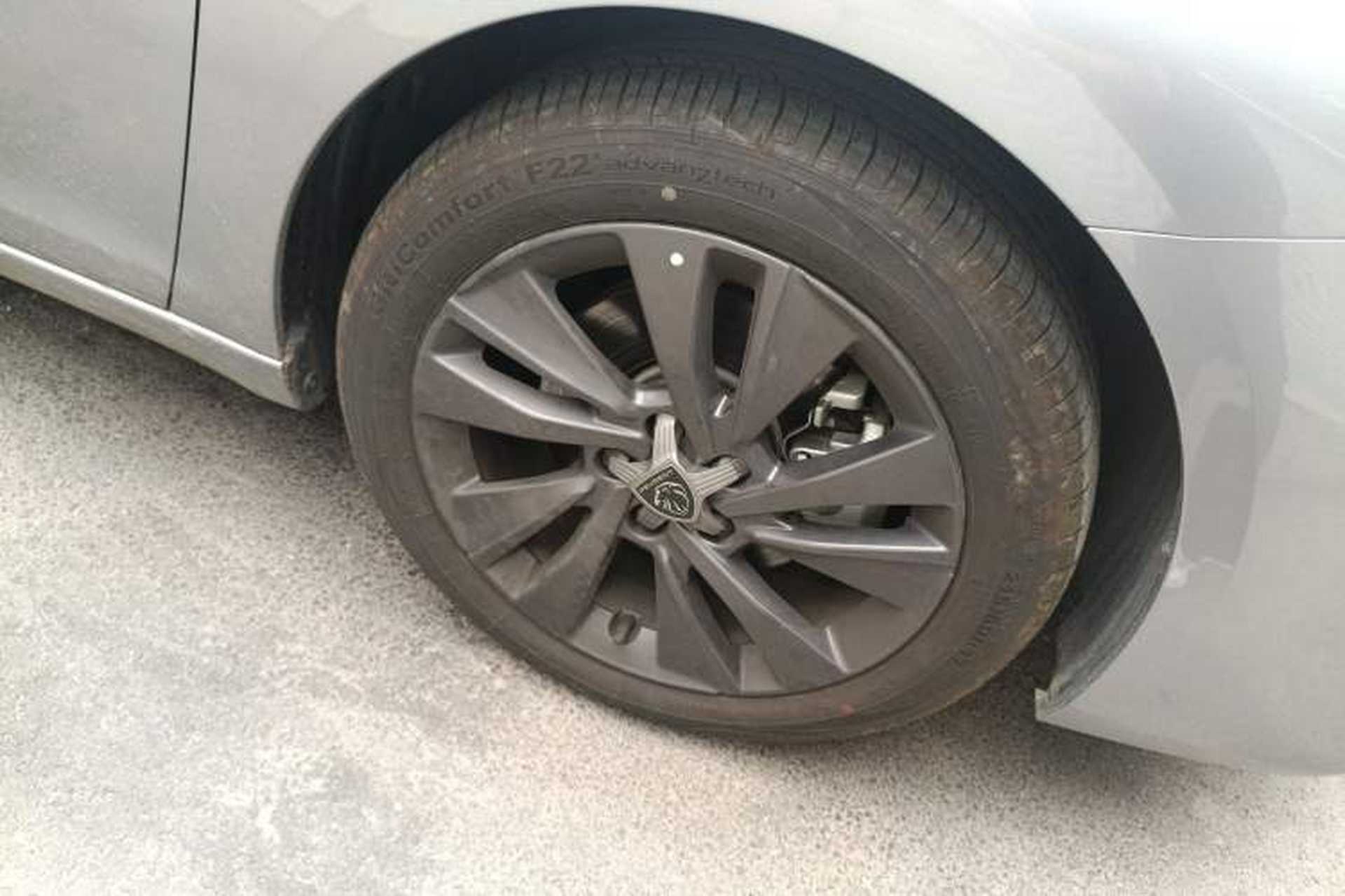 Used Peugeot 408 2024 360THP "Da Da" Edition – Romani Version Right Front Wheel Hub