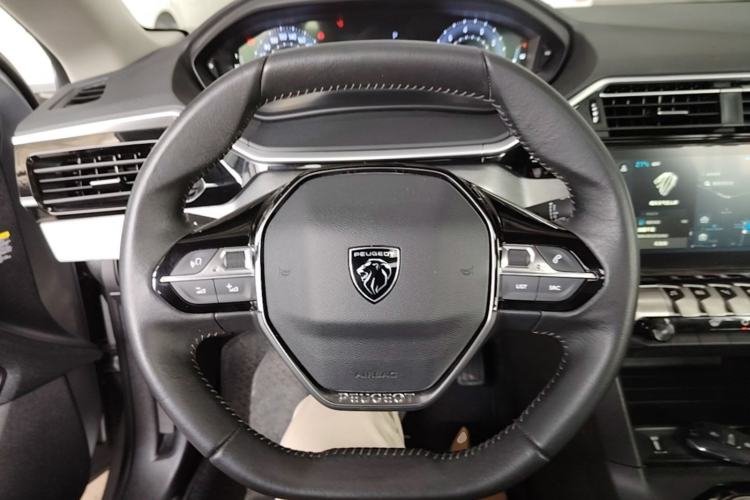 Used Peugeot 408 2024 360THP "Da Da" Model – Latou Edition Steering Wheel