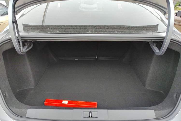 Used Peugeot 408 2024 360THP DaDa Edition - Laffite Version Trunk