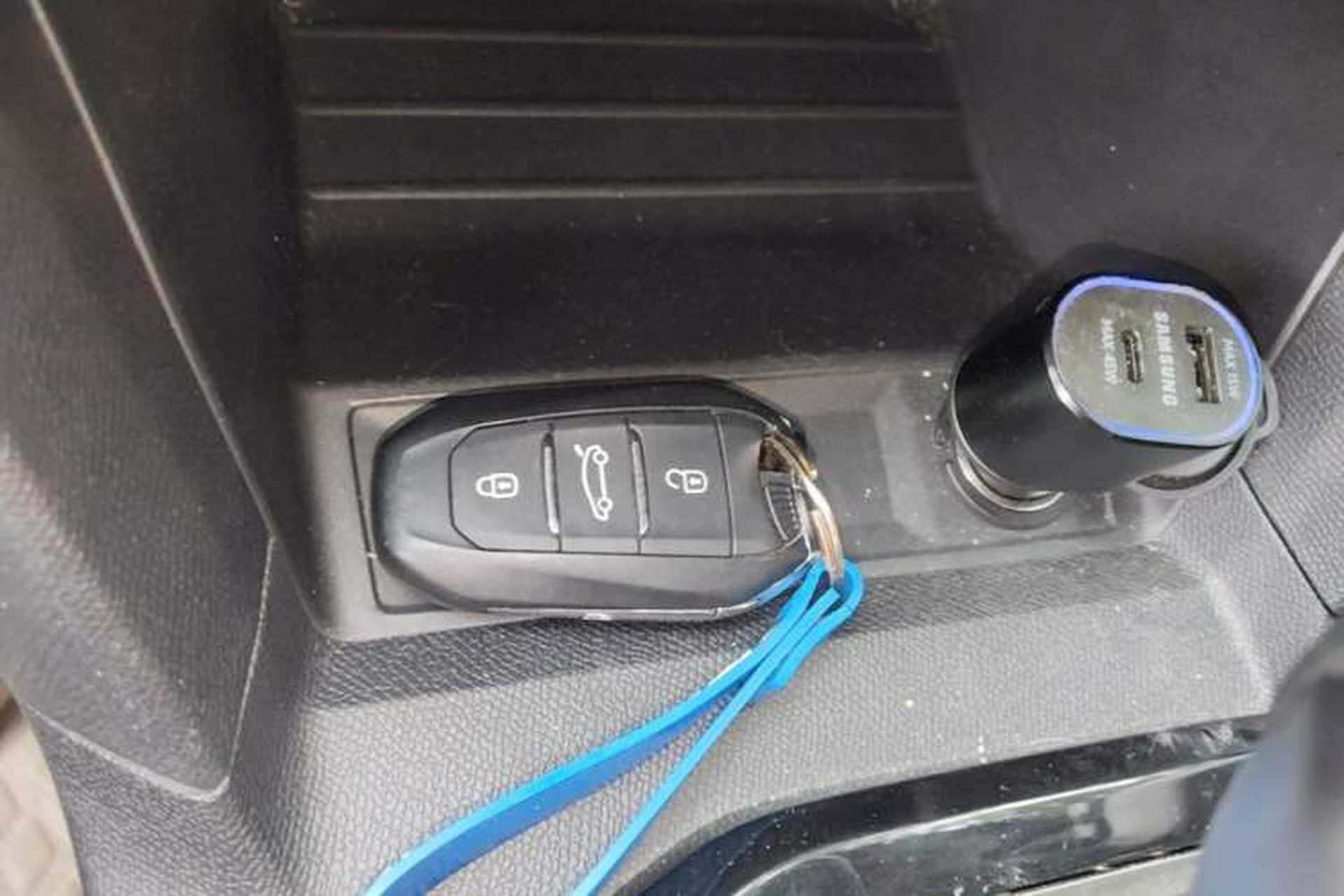 Used Peugeot 408 2024 360THP "Da Da" Model – Latou Edition Vehicle Key