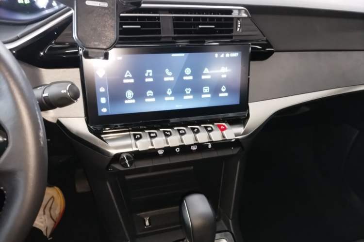 Used Peugeot 408 2024 360THP "Da Da" Model – Latou Edition Audio And AC Panel