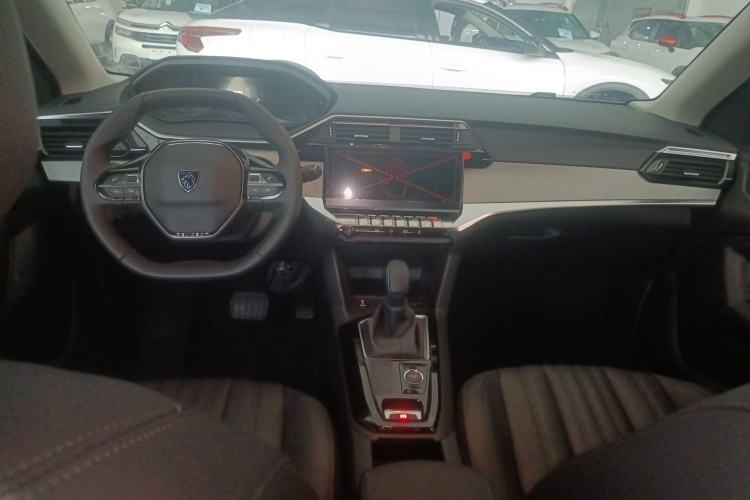 Used Peugeot 408 2024 360THP "Da Da" Model – Latou Edition Center Console
