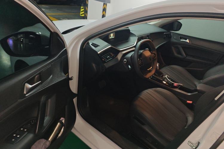 Used Peugeot 408 2024 360THP "Da Da" Model – Latou Edition Driver Seat