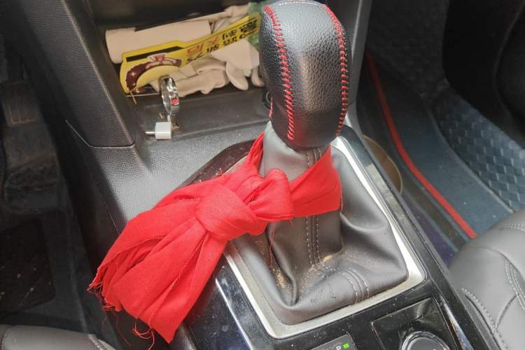Used Peugeot 408 2024 360THP "Da Da" Model – Latou Edition Gear Lever