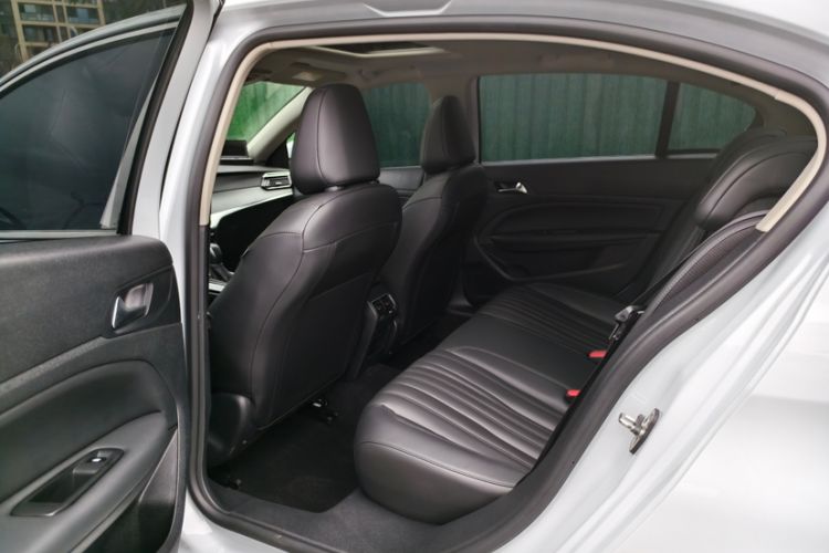Used Peugeot 408 2024 360THP "Da Da" Edition – Romani Version Interior 1