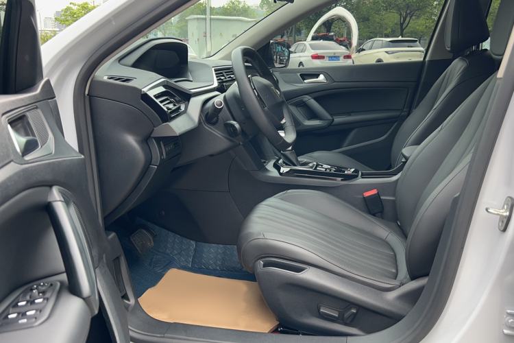 Used Peugeot 408 2024 360THP "Da Da" Model – Latou Edition Interior 1