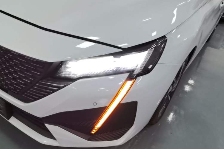 Used Peugeot 408 2024 360THP "Da Da" Model – Latou Edition Left Front Headlight