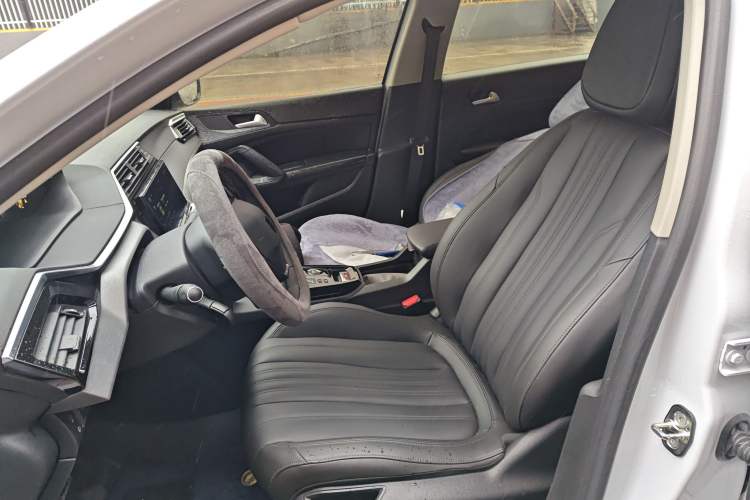 Used Peugeot 408 2024 360THP "Da Da" Model – Latou Edition Left Front Seat