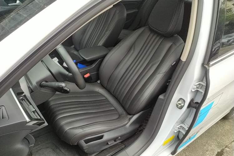 Used Peugeot 408 2024 360THP "Da Da" Model – Latou Edition Left Front Seat