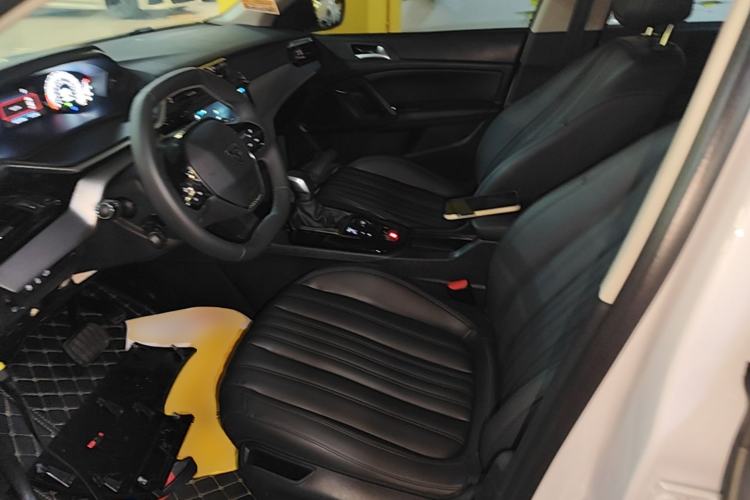 Used Peugeot 408 2024 360THP "Da Da" Model – Latou Edition Left Front Seat
