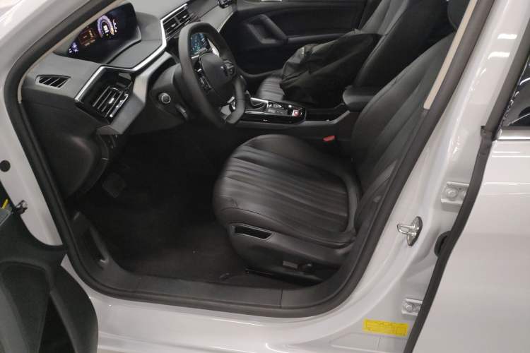 Used Peugeot 408 2024 360THP "Da Da" Model – Latou Edition Left Front Seat