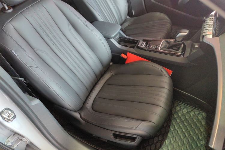 Used Peugeot 408 2024 360THP "Da Da" Model – Latou Edition Right Front Seat