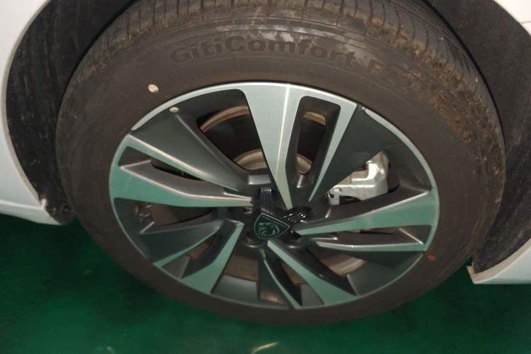 Used Peugeot 408 2024 360THP "Da Da" Model – Latou Edition Right Front Wheel Hub