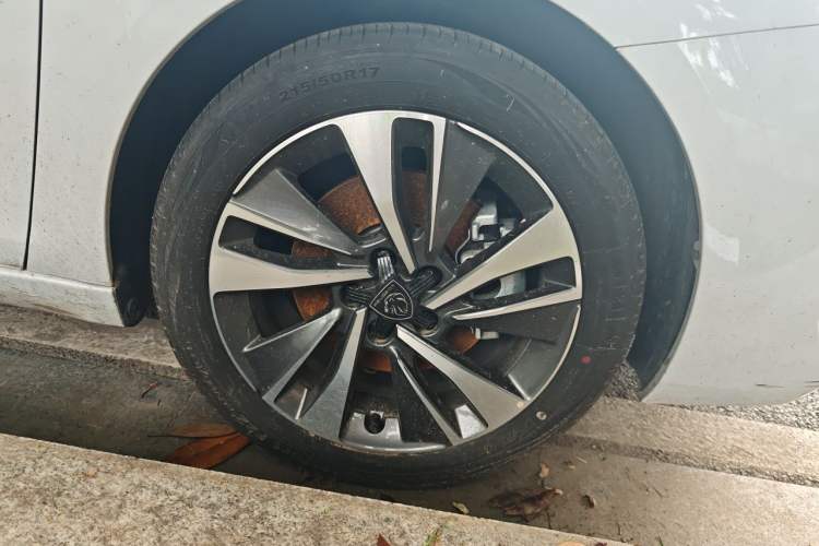 Used Peugeot 408 2024 360THP "Da Da" Model – Latou Edition Right Front Wheel Hub