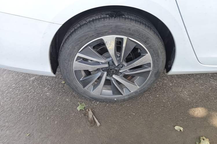 Used Peugeot 408 2024 360THP "Da Da" Model – Latou Edition Right Rear Wheel Hub