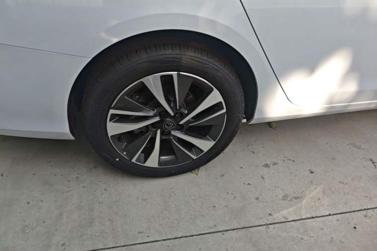 Used Peugeot 408 2024 360THP "Da Da" Model – Latou Edition Right Rear Wheel Hub