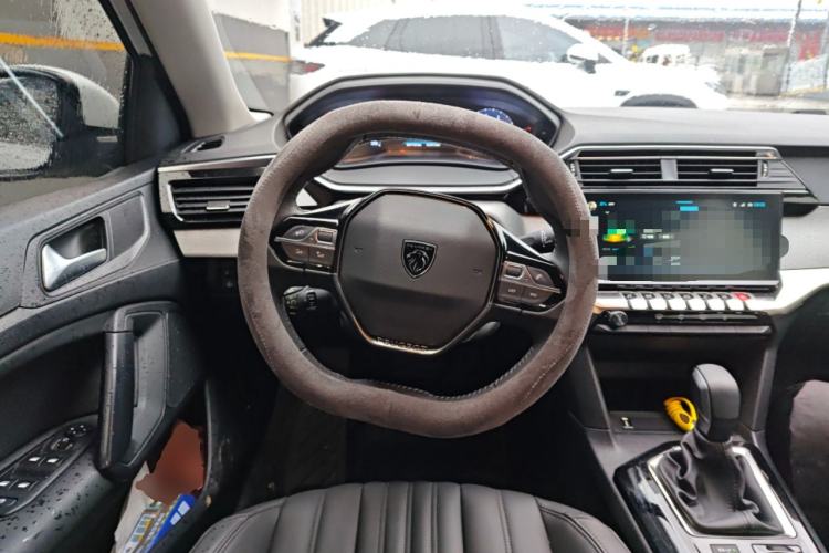 Used Peugeot 408 2024 360THP "Da Da" Model – Latou Edition Steering Wheel