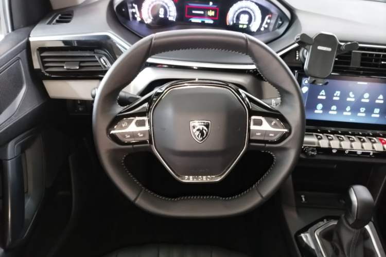 Used Peugeot 408 2024 360THP "Da Da" Model – Latou Edition Steering Wheel