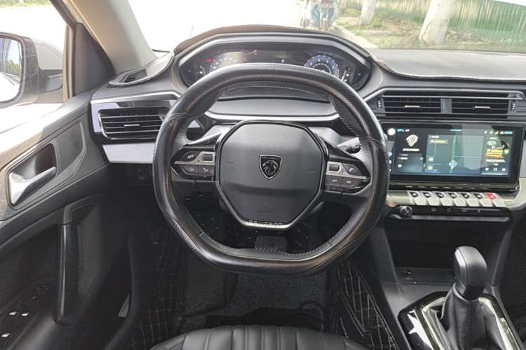 Used Peugeot 408 2024 360THP "Da Da" Model – Latou Edition Steering Wheel