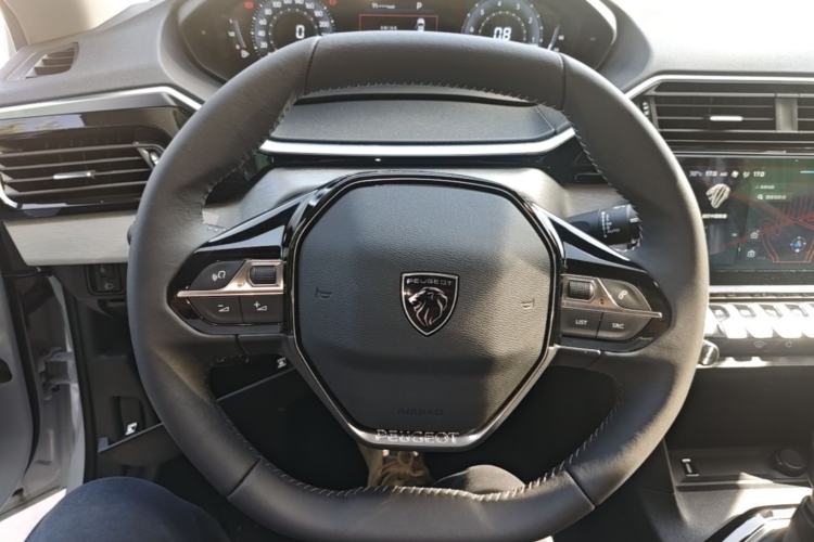 Used Peugeot 408 2024 360THP "Da Da" Model – Latou Edition Steering Wheel