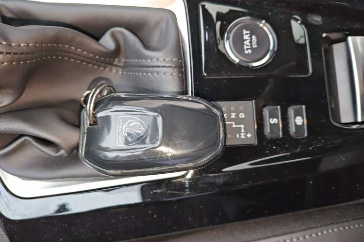 Used Peugeot 408 2024 360THP "Da Da" Model – Latou Edition Vehicle Key