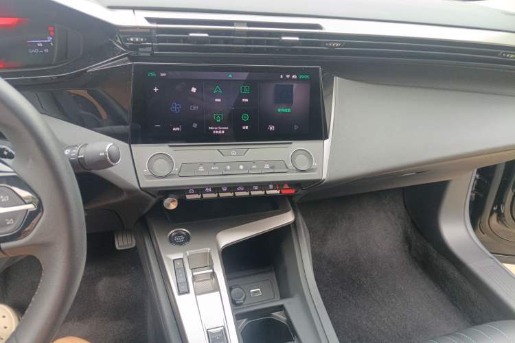 Used Peugeot 408X 2023 Active Version Audio And AC Panel