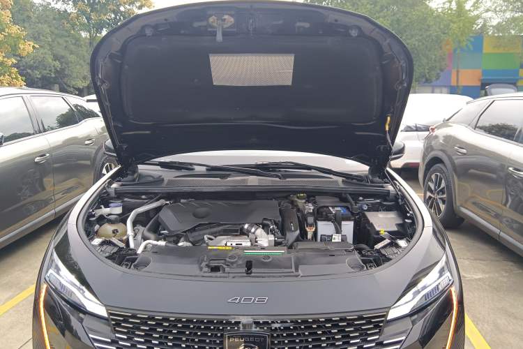 Used Peugeot 408X 2023 Active Version Engine Bay