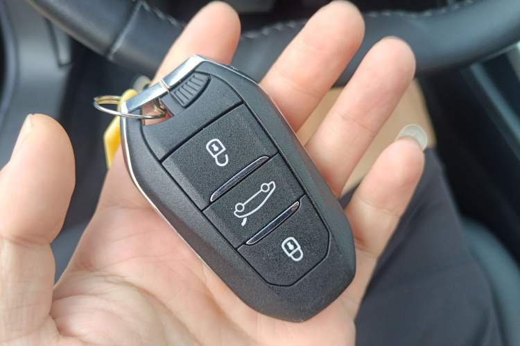 Used Peugeot 408X 2023 Active Version Interior 1