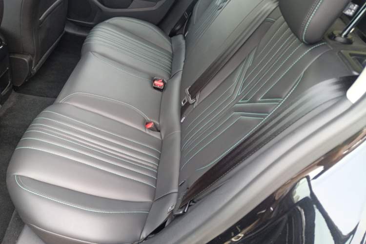 Used Peugeot 408X 2023 Active Version Interior 4