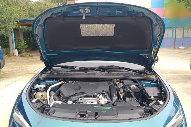 Used Peugeot 408X 2023 Active Version Engine Bay